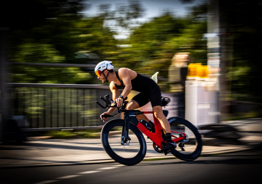 Radfahrer auf Straße